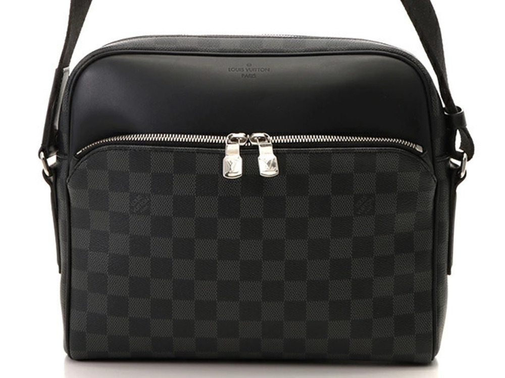 LOUIS VUITTON Dayton Shoulder Bag Damier Graphite Black